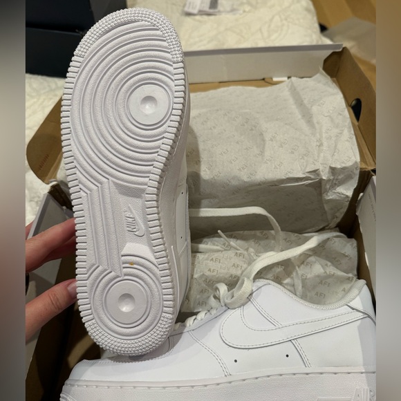 Nike womens Air Force 1 - Picture 3 of 4